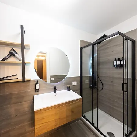 Urban Chic Luxury Suite Apartments Rome Exterior photo